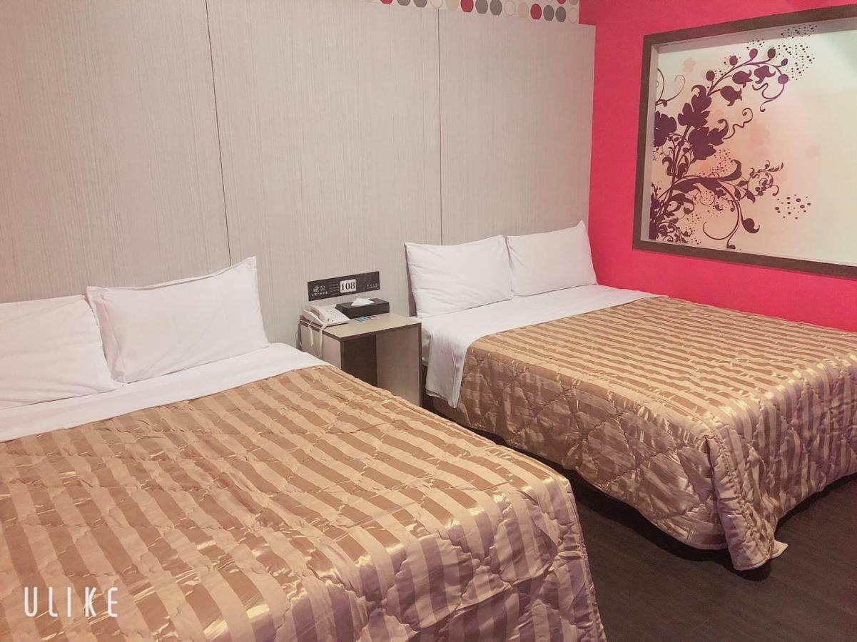 Flower Motel Città di Chiayi Esterno foto